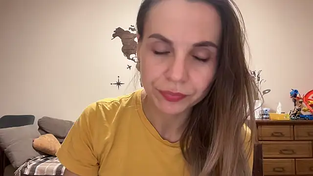 AnnieLove7722 online show from 29, 10, 2025