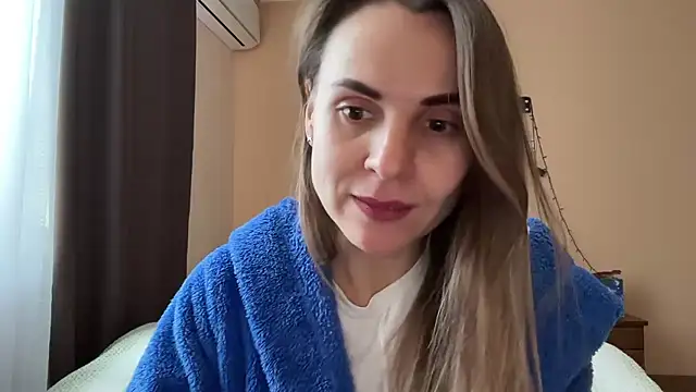AnnieLove7722 online show from 7, 1, 2026