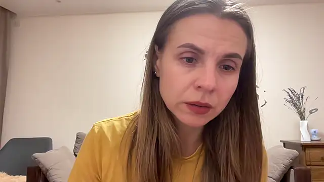 AnnieLove7722 online show from 17, 10, 2025