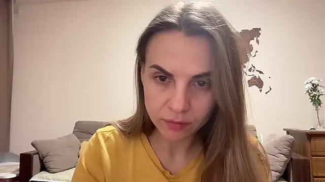 AnnieLove7722 online show from 2, 12, 2025