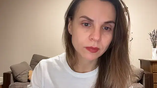 AnnieLove7722 online show from 28, 11, 2025