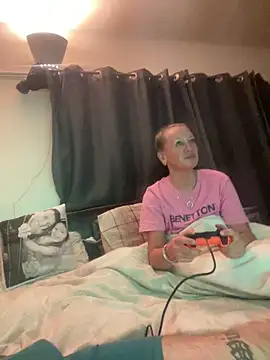 Snapshot of Thebald-topher chatting on 19, 10, 2025 Thebald-topher online show from 19, 10, 2025