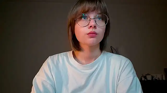 Snapshot of ExitedTroth chatting on 5, 5, 2026 ExitedTroth online show from 5, 5, 2026