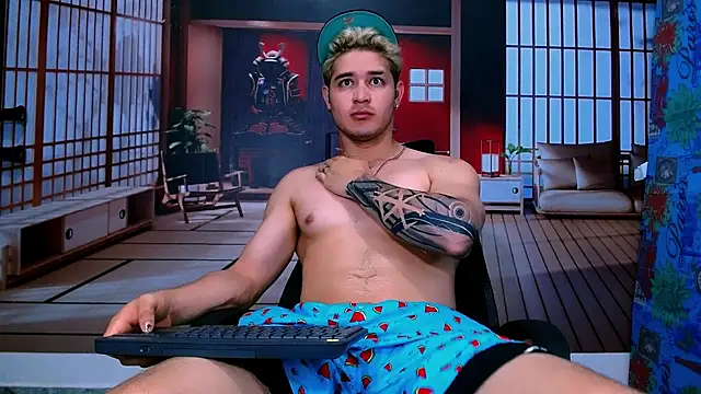 AlexPiersss online show from 12, 11, 2025