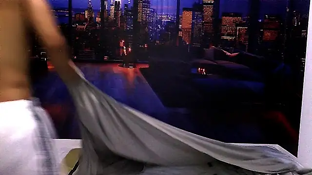 Snapshot of RomeoMillerr chatting on 21, 10, 2025 RomeoMillerr online show from 21, 10, 2025