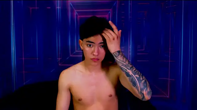 Snapshot of RomeoMillerr chatting on 11, 10, 2025 RomeoMillerr online show from 11, 10, 2025