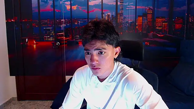 Snapshot of RomeoMillerr chatting on 7, 10, 2025 RomeoMillerr online show from 7, 10, 2025