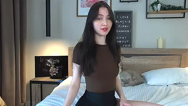 AnaMoonlight online show from 11, 4, 2026