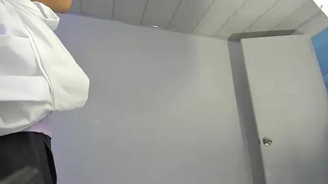 XaanderGrey online show from 9, 11, 2025