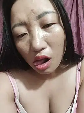 Snapshot of zhen-zo chatting on 9, 6, 2026 zhen-zo online show from 9, 6, 2026