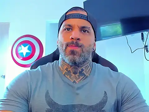 JoshRigby online show from 30, 10, 2025