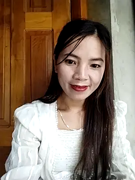 Snapshot of lmc-zz chatting on 17, 5, 2026 lmc-zz online show from 17, 5, 2026