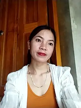 Snapshot of lmc-zz chatting on 24, 5, 2026 lmc-zz online show from 24, 5, 2026