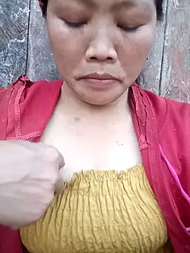 bree-zz online show from 2, 3, 2026