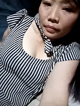 bree-zz online show from 23, 2, 2026