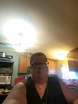 Snapshot of violentviolet68 chatting on 29, 4, 2026 violentviolet68 online show from 29, 4, 2026
