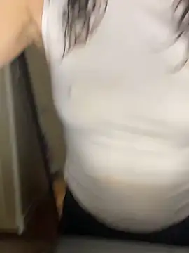 sexybriiiixoxo online show from 1, 3, 2026