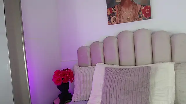 isa bigassx online show from 25, 10, 2025