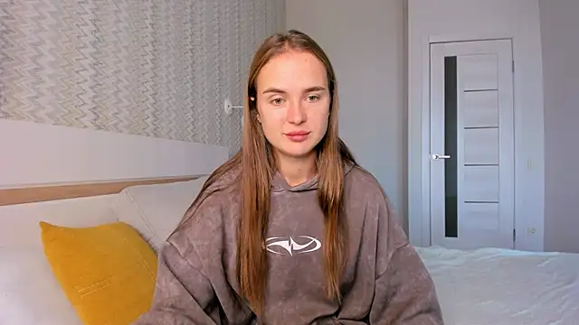 Snapshot of LilMary_ chatting on 22, 10, 2025 LilMary online show from 22, 10, 2025