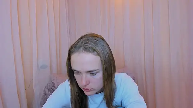 Snapshot of LilMary_ chatting on 26, 11, 2025 LilMary online show from 26, 11, 2025