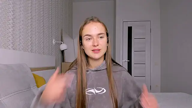 Snapshot of LilMary_ chatting on 12, 11, 2025 LilMary online show from 12, 11, 2025