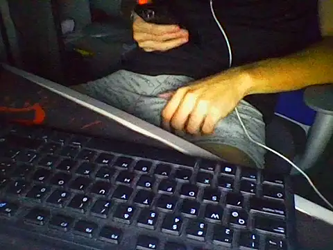 AlbertoRuiz086 online show from 14, 10, 2025