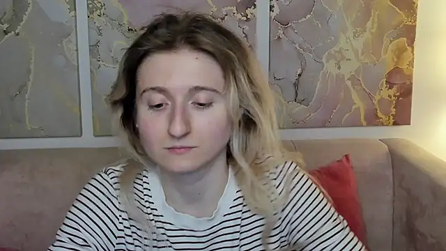 CamillaDreamer online show from 30, 4, 2026