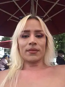 Snapshot of alexawinterrr chatting on 15, 12, 2025 alexawinterrr online show from 15, 12, 2025