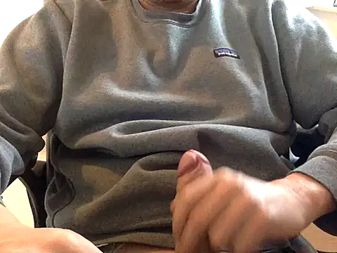 Snapshot of bull_TBM chatting on 9, 10, 2025 bull TBM online show from 9, 10, 2025