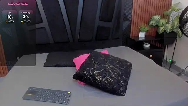 Valka Ross online show from 18, 12, 2025