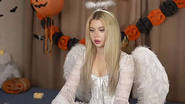 AshleyNikoo online show from 31, 10, 2025