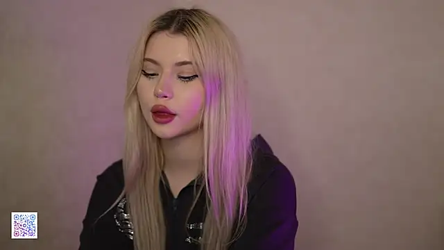 AshleyNikoo online show from 14, 11, 2025