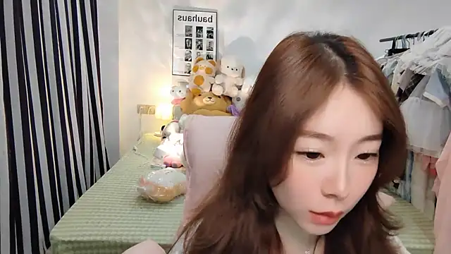 Snapshot of Gardenia-222 chatting on 9, 11, 2025 Gardenia-222 online show from 9, 11, 2025