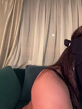 Laila 11111 online show from 9, 2, 2026