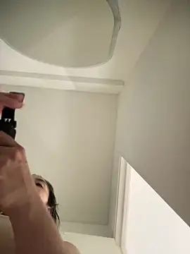 Mariana gom online show from 30, 3, 2026