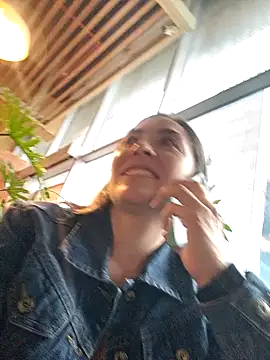 Mariana gom online show from 10, 10, 2025