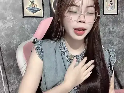 Ellie039 online show from 2, 10, 2025