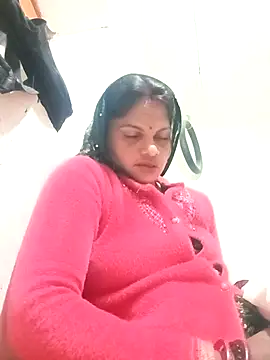 Snapshot of SHMA-77 chatting on 28, 11, 2025 SHMA-77 online show from 28, 11, 2025