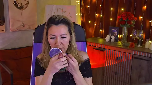 DonnaSmitth online show from 21, 4, 2026