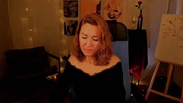 Snapshot of DonnaSmitth chatting on 21, 10, 2025 DonnaSmitth online show from 21, 10, 2025