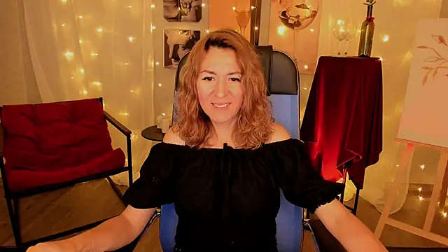 Snapshot of DonnaSmitth chatting on 25, 11, 2025 DonnaSmitth online show from 25, 11, 2025