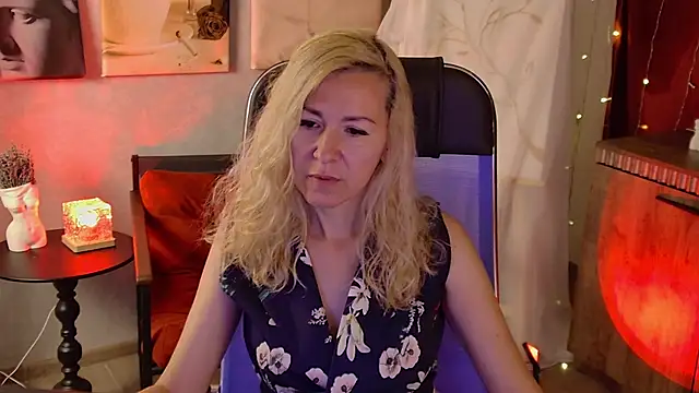 DonnaSmitth online show from 30, 6, 2026