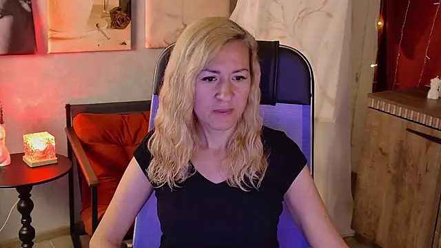 DonnaSmitth online show from 2, 7, 2026