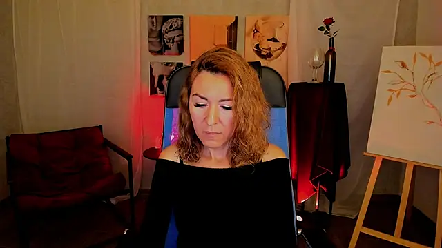 Snapshot of DonnaSmitth chatting on 28, 10, 2025 DonnaSmitth online show from 28, 10, 2025