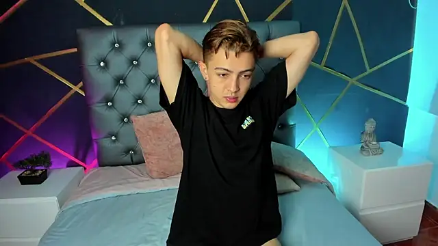 Lian Miller1  online show from 21, 10, 2025