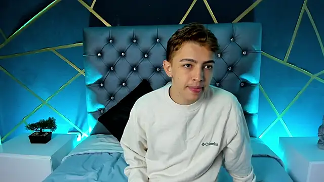 Lian Miller1  online show from 9, 10, 2025