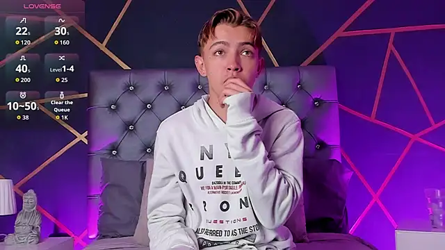 Lian Miller1  online show from 30, 3, 2026