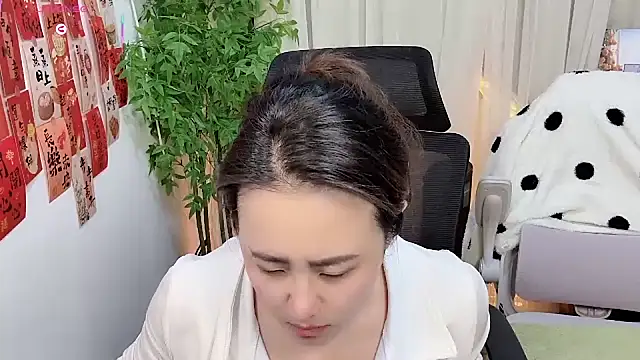 NEWONETO online show from 11, 3, 2026