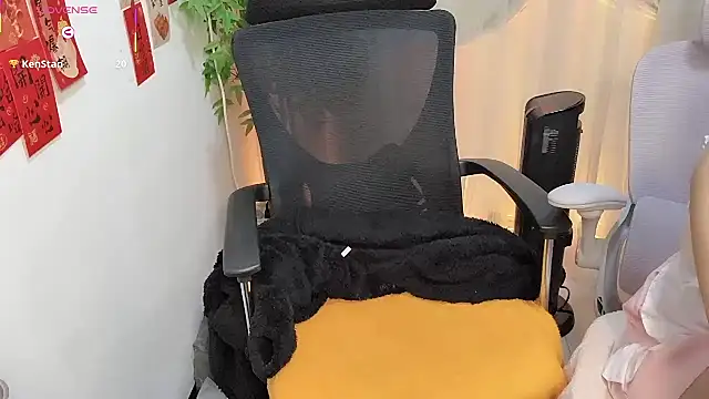 NEWONETO online show from 2, 4, 2026