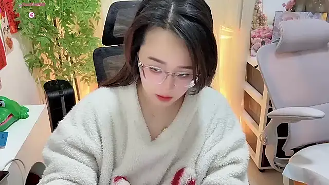 NEWONETO online show from 12, 1, 2026